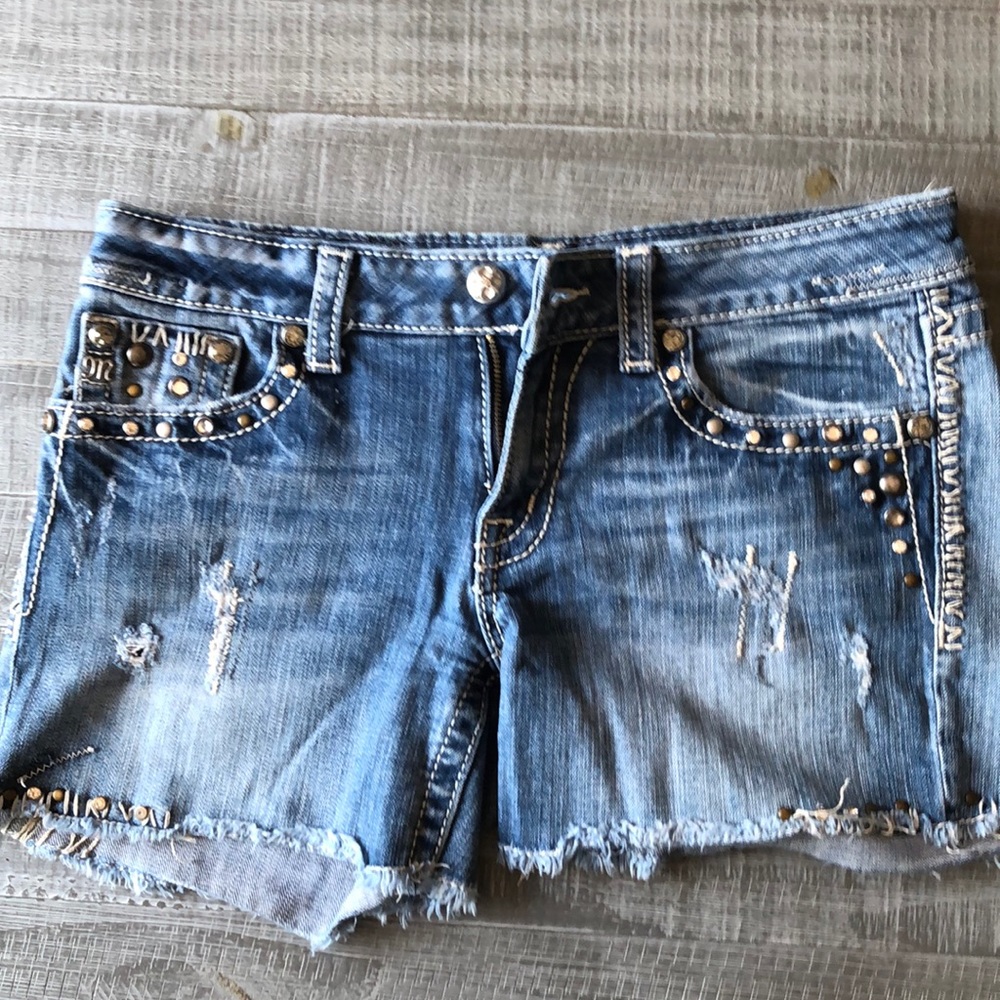 Miss me Jean shorts size 29